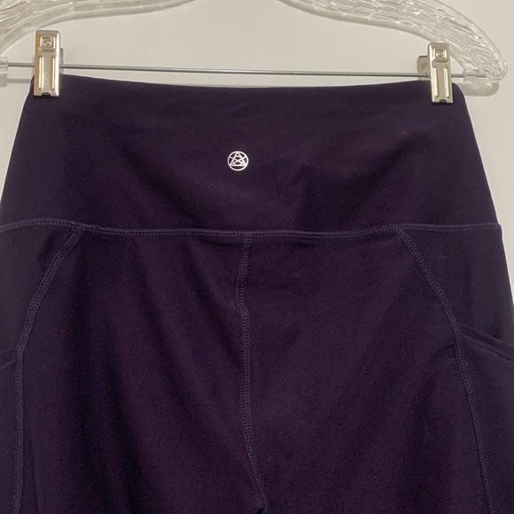 Tesla High Rise Purple Capri Leggings - Picture 7 of 8